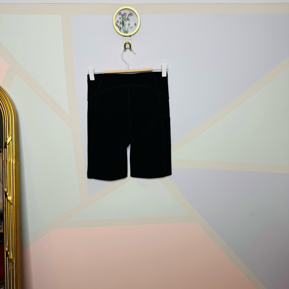 Spanx black shorts NWOT - Picture 4 of 6